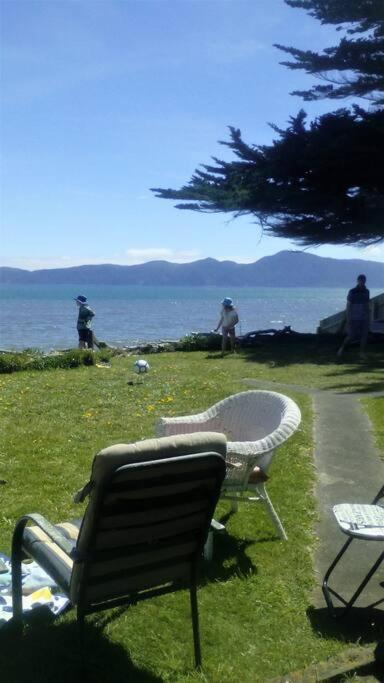 Beachfront Bliss Paraparaumu Extérieur photo