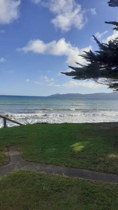 Beachfront Bliss Paraparaumu Extérieur photo