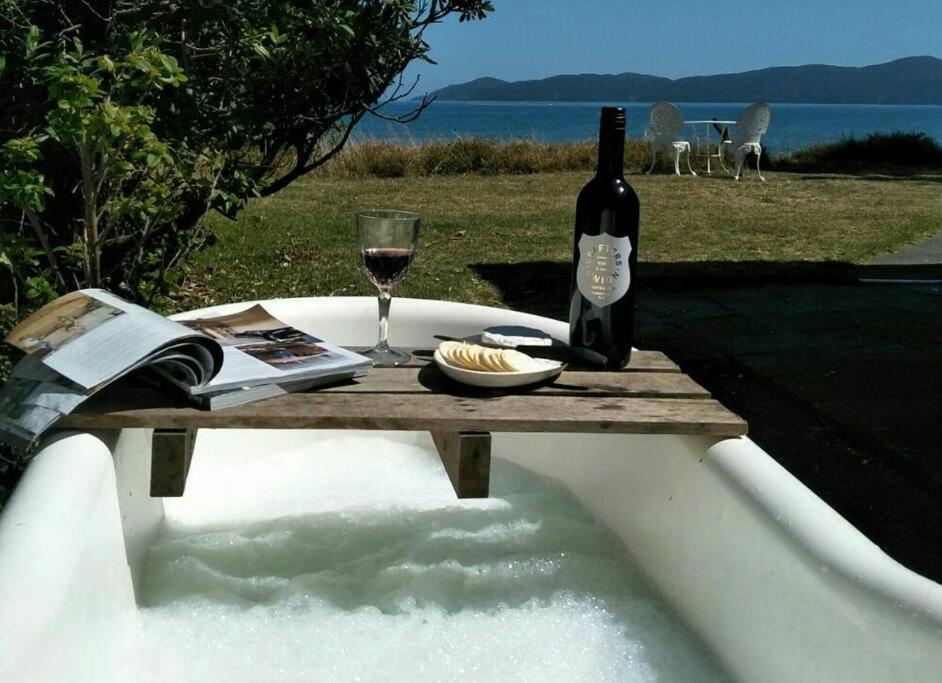 Beachfront Bliss Paraparaumu Extérieur photo